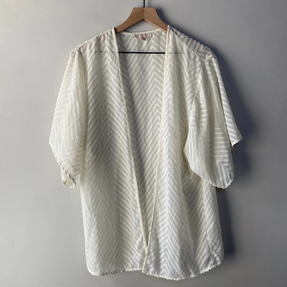 Anthropologie Skies Are Blue Chevron Kimono, White, Size Small